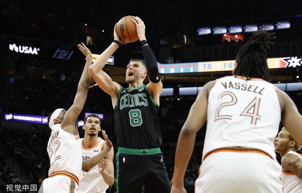 通过现场广 通过现场广